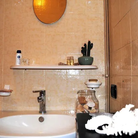 Appartamento Bnbook - Casa Magnolie Lago Maggiore Meina